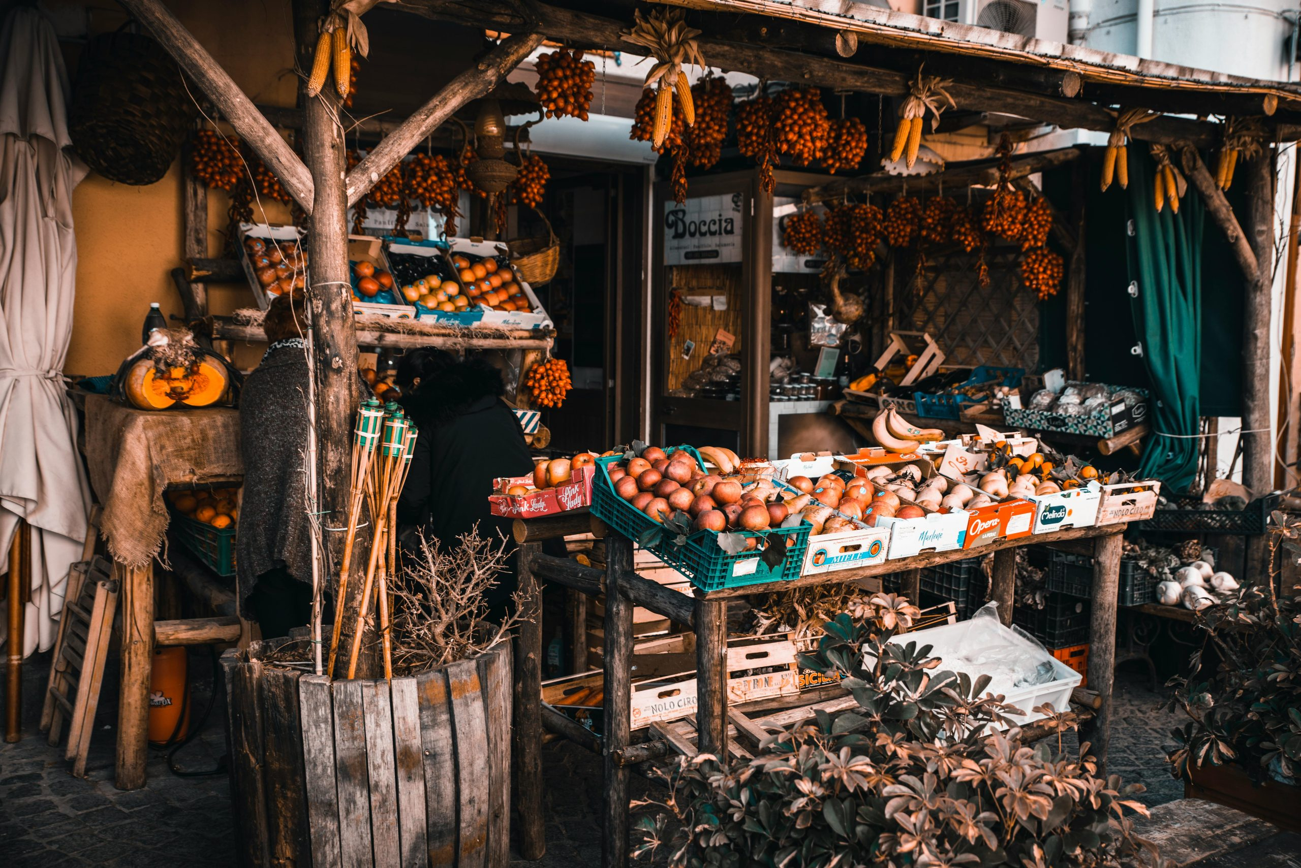 Exploring The Benefits Of Seasonal Living And Eating Locally Now